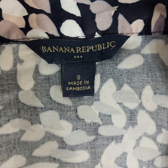BANANA REPUBLIC size Small blouse Color blue - Picture 3 of 9